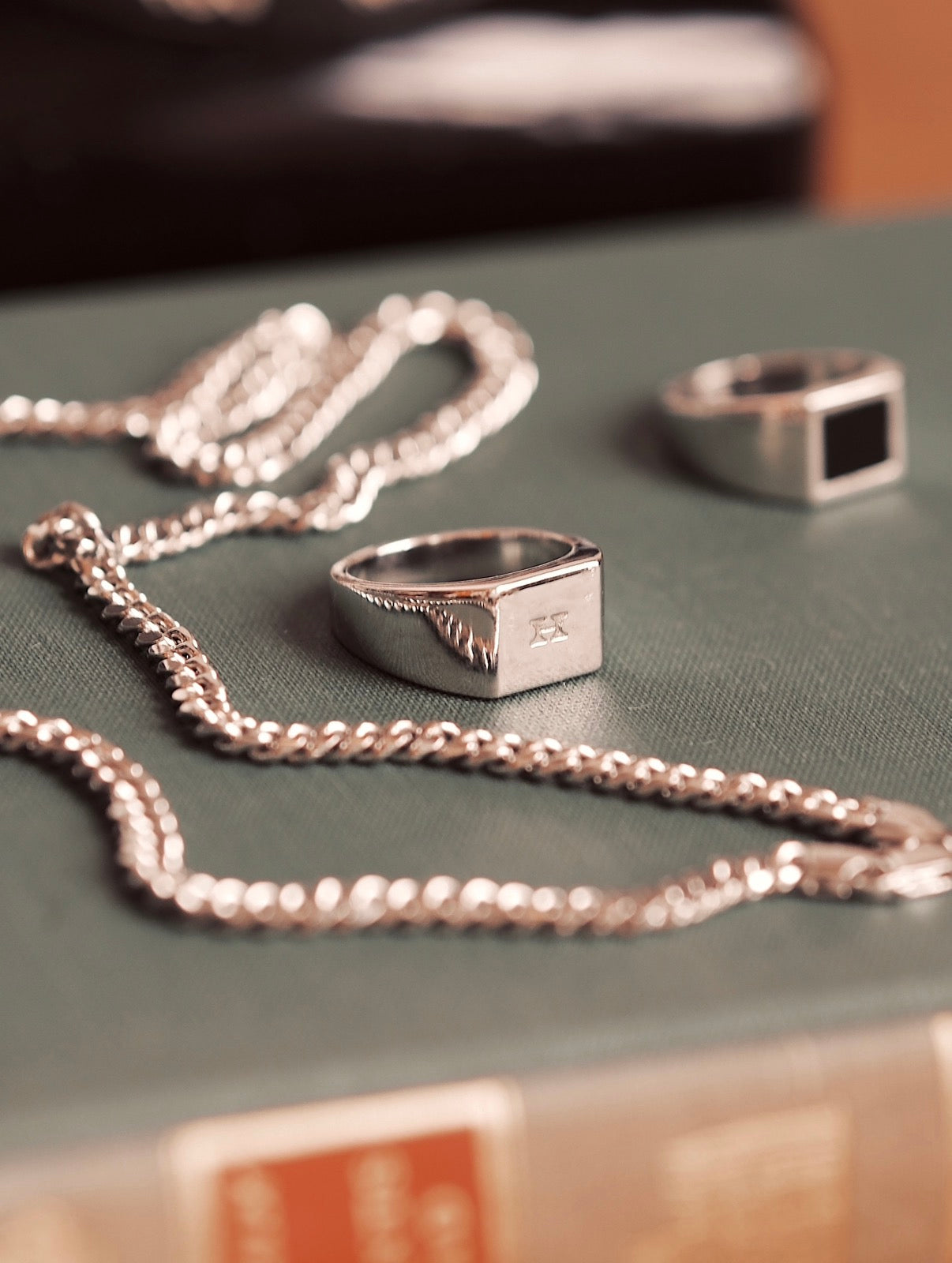 Heavyweight Ring